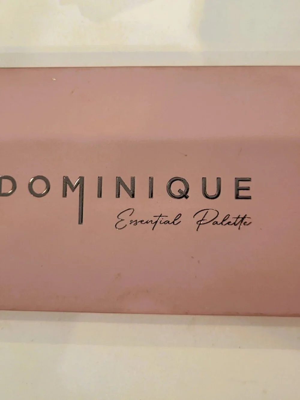 NIB Dominique Cosmetics Essential 10 Shades Eyeshadow Palette
